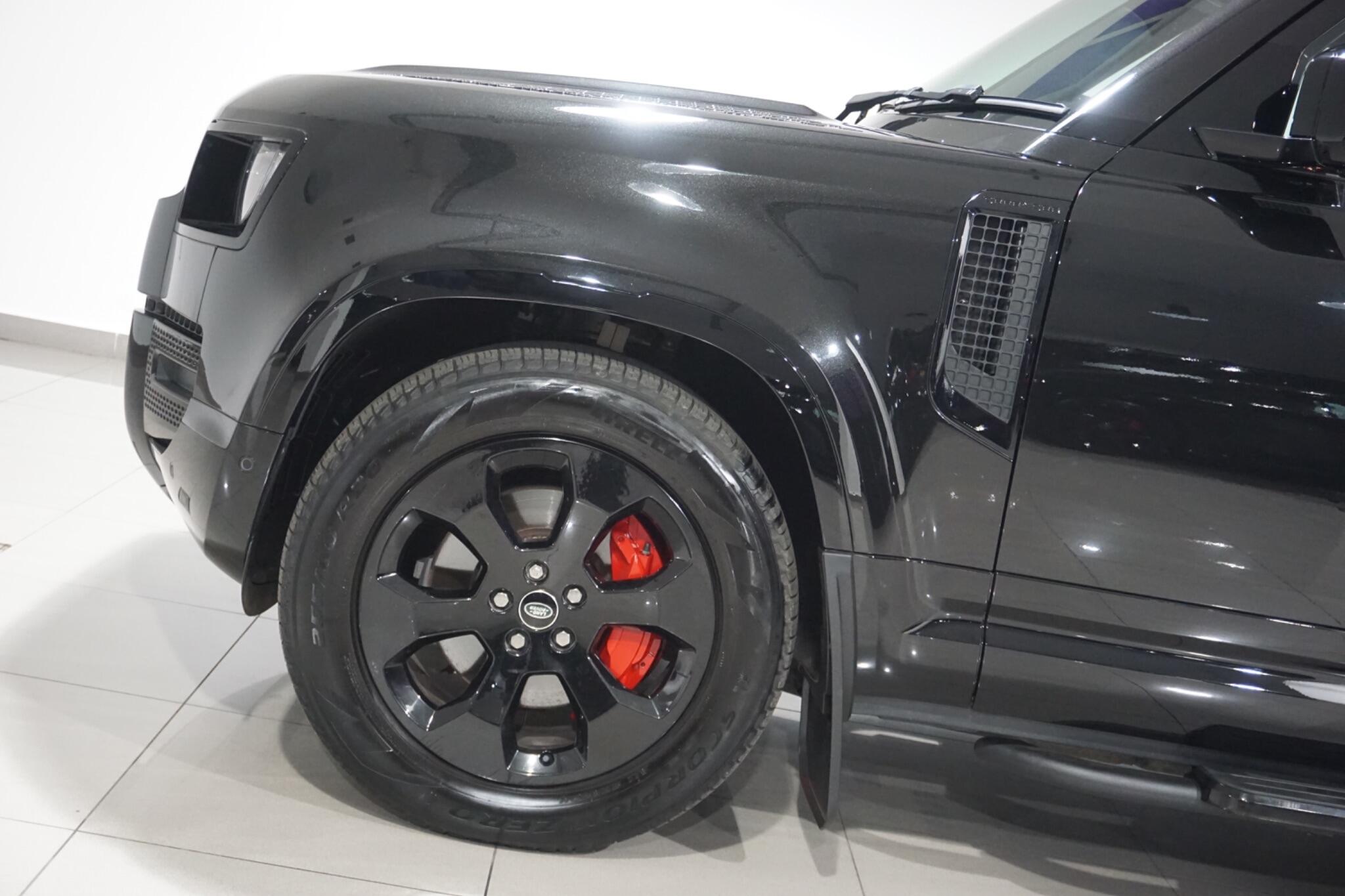 Land Rover Defender 110 2.0 P400e 15.4kWh X-Dynamic HSE SUV 5dr Petrol Plug-in Hybrid Auto 4WD Euro 6 (s/s) (404 ps)